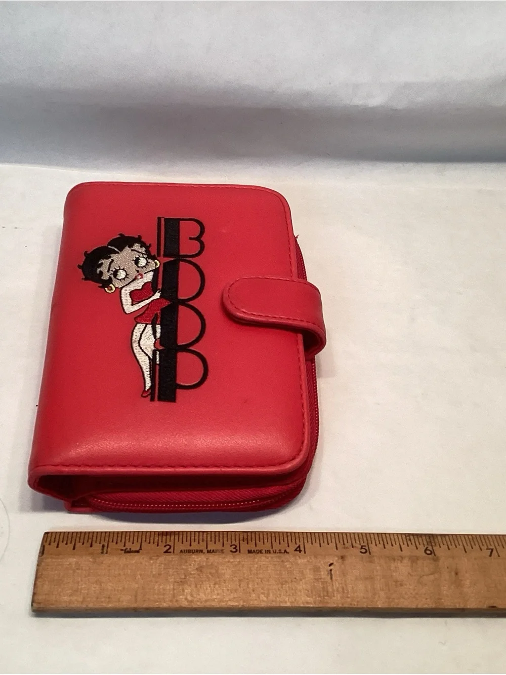 Betty Boop Organizer Wallet Calendar Red Zipper Closure Embroidered 6” X 4” READ